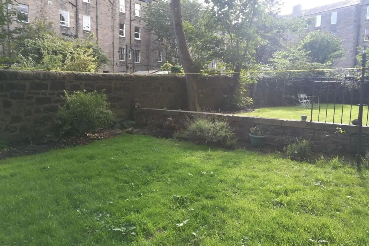 אדינבורו Central Fringe Base With Garden Near The Meadows בריטניה
