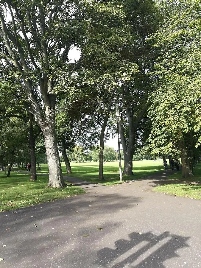 אדינבורו Central Fringe Base With Garden Near The Meadows