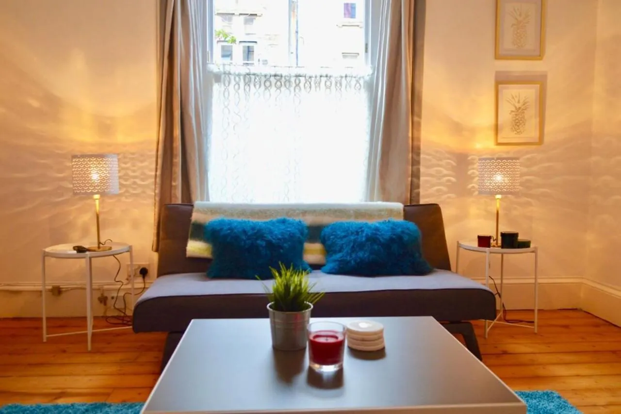 אדינבורו Central Fringe Base With Garden Near The Meadows 0*,