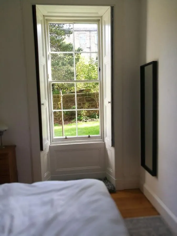 אדינבורו Central Fringe Base With Garden Near The Meadows 0*,