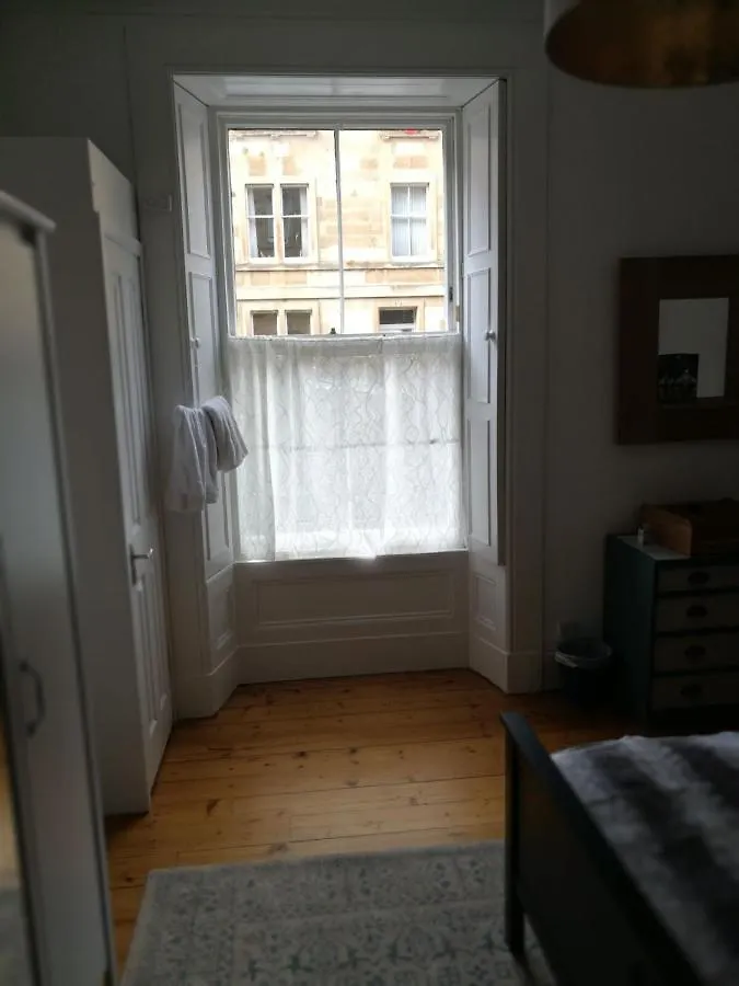 דירה אדינבורו Central Fringe Base With Garden Near The Meadows