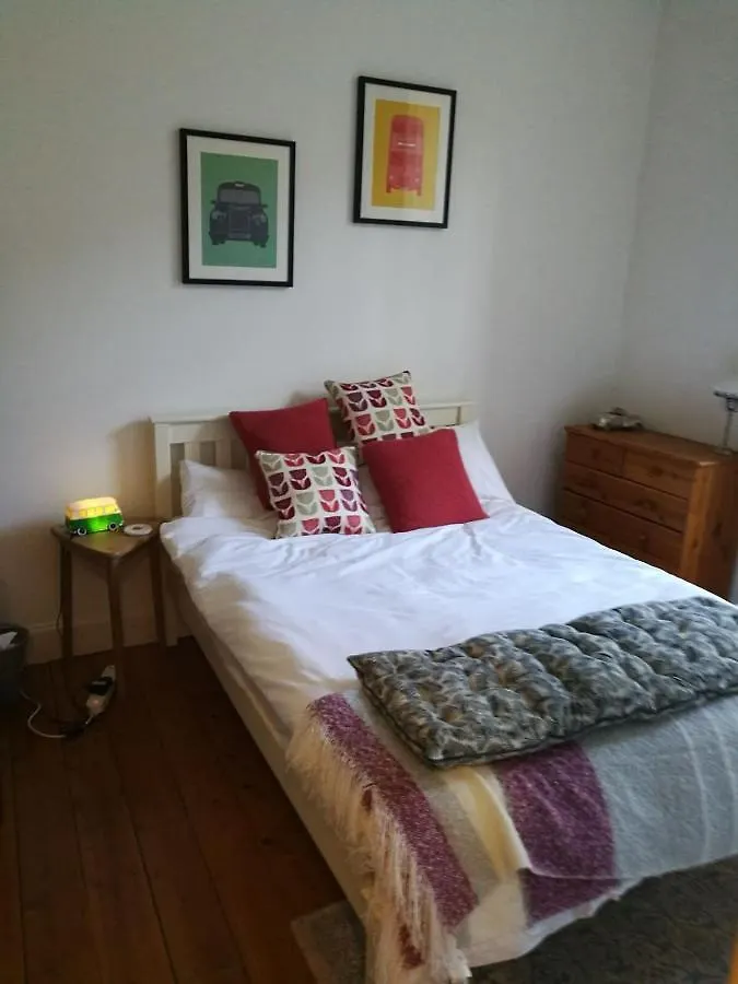 Central Fringe Base With Garden Near The Meadows Edinburgh 0*,  United Kingdom