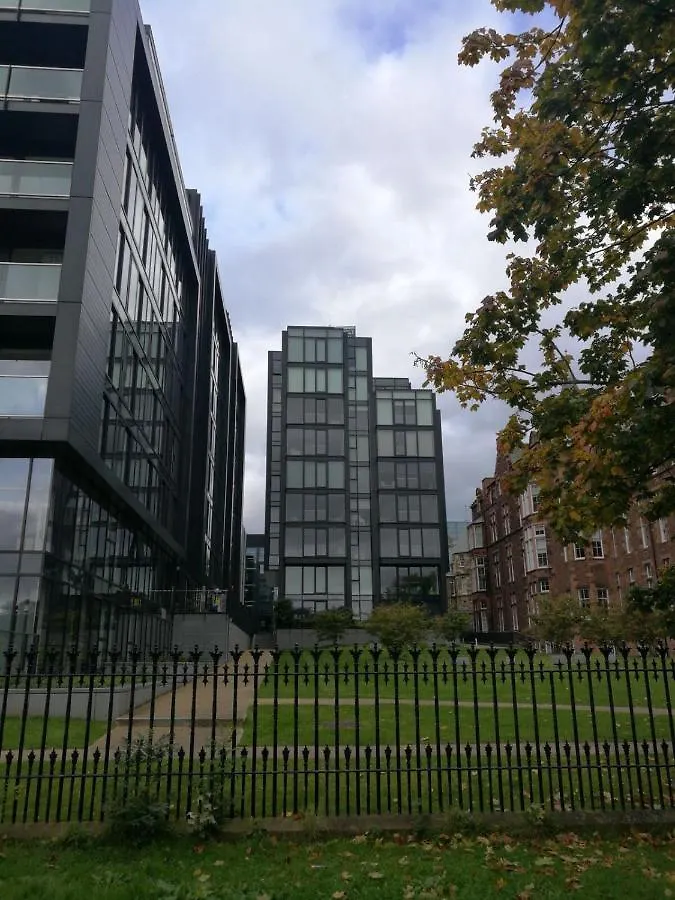 Apartment Central Fringe Base With Garden Near The Meadows Edinburgh United Kingdom
